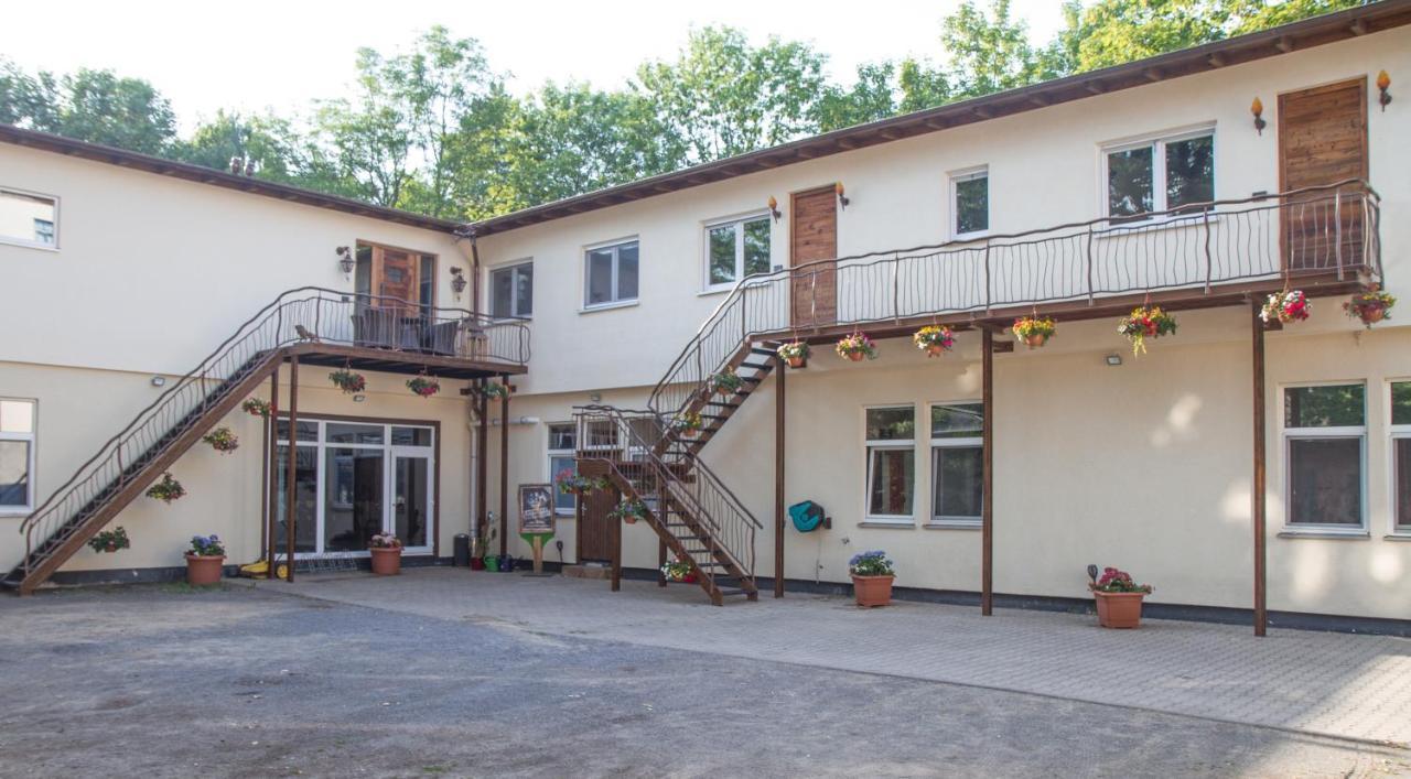 Apartment Black Der Sportschule Badura Leipzig Dış mekan fotoğraf